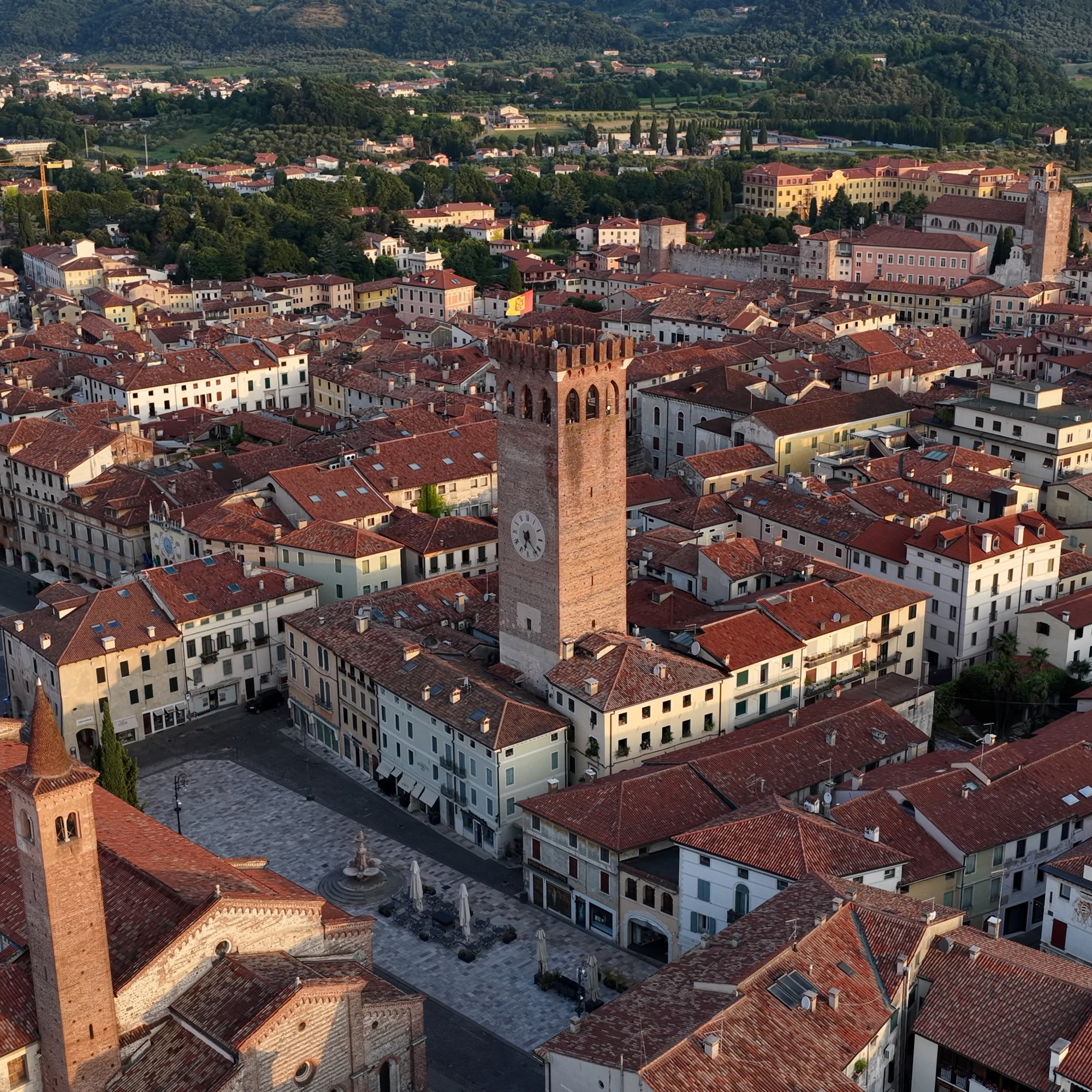 TORRE CIVICA