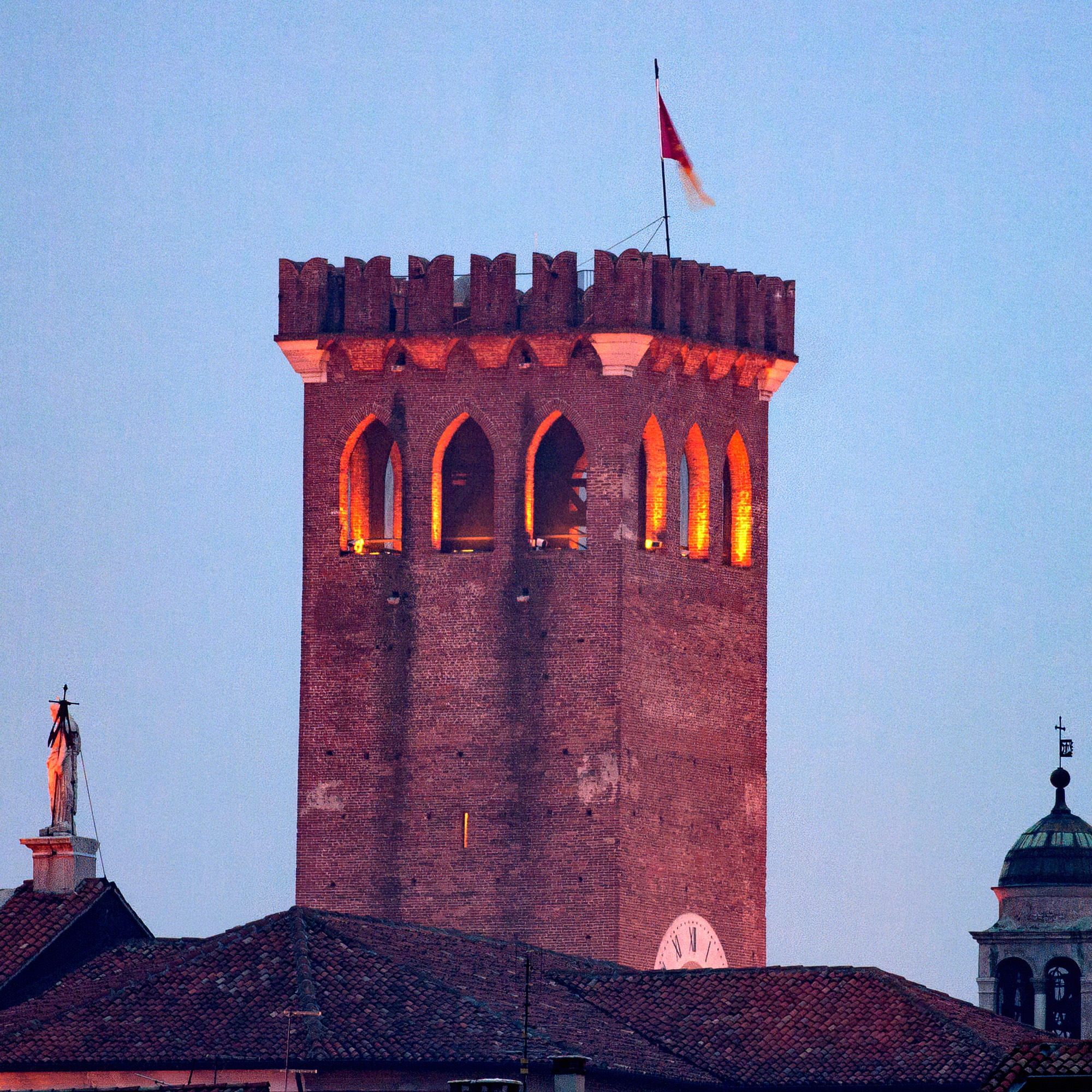 APERTURA SERALE STRAORDINARIA DELLA TORRE CIVICA DI BASSANO DEL GRAPPA